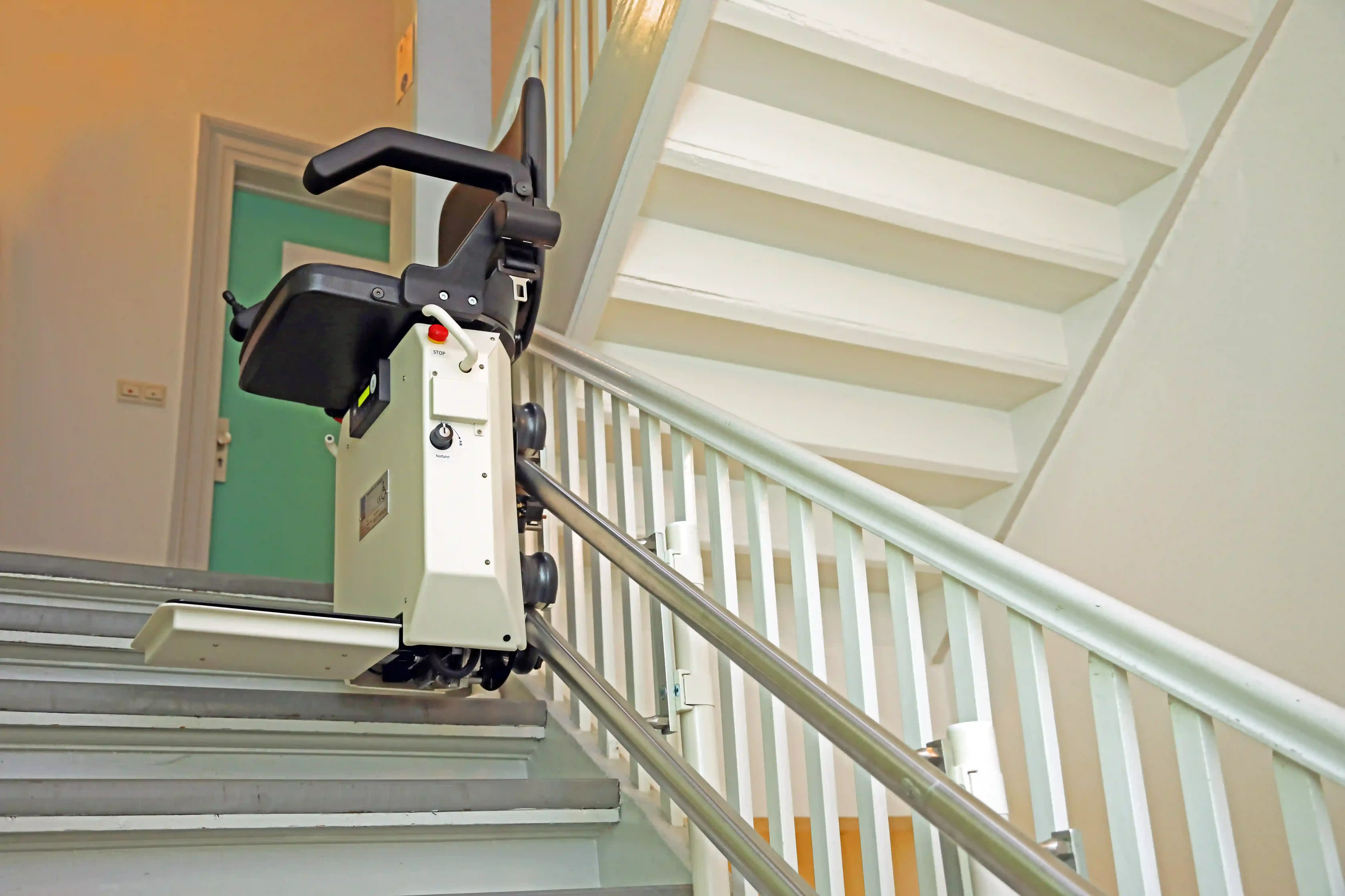 Image installateur monte escalier 4 monte escalier 25